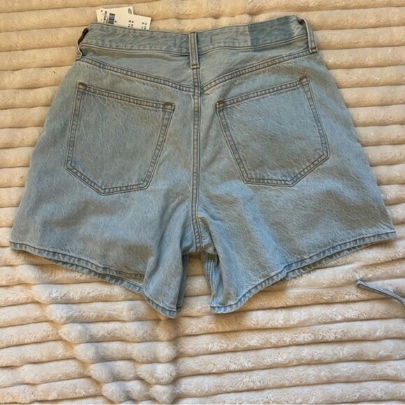 NWT Abercrombie High Rise Loose Short size 28 - Picture 2 of 4